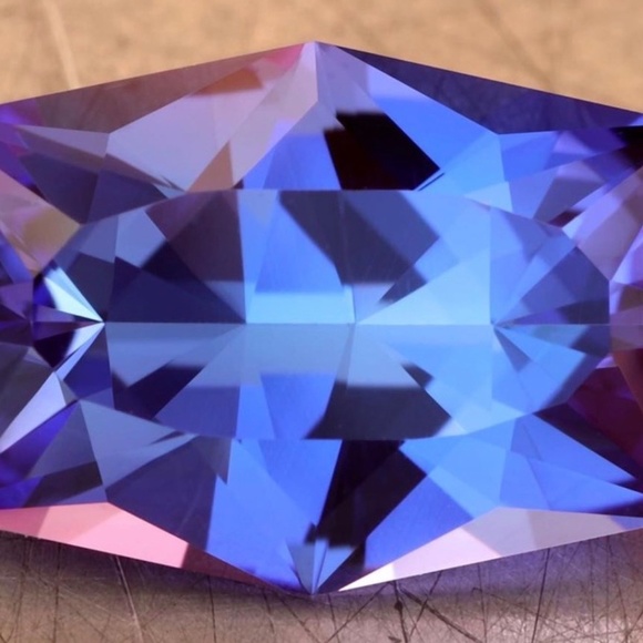 โจ TOP Color Tanzanite Ring with Natural Diamond Accents โจ (Over 5 Carats!)) - Picture 12 of 16